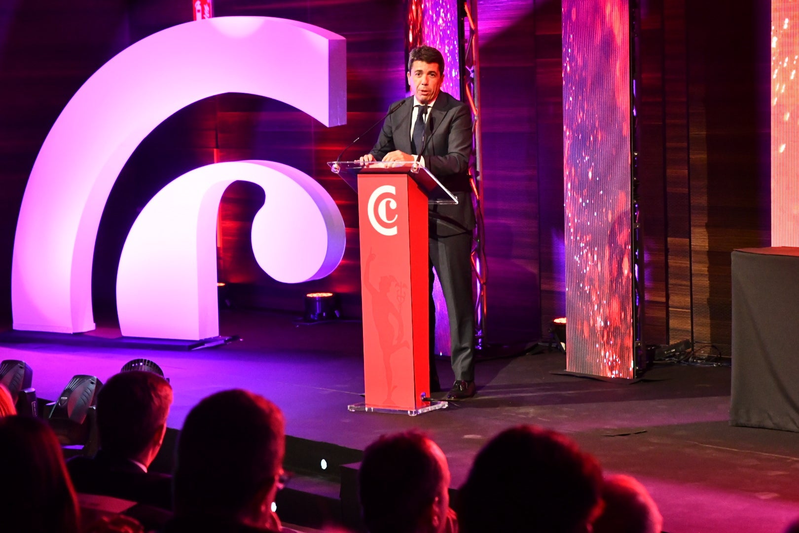 Una brillante carrera política arrasada en una sola tarde