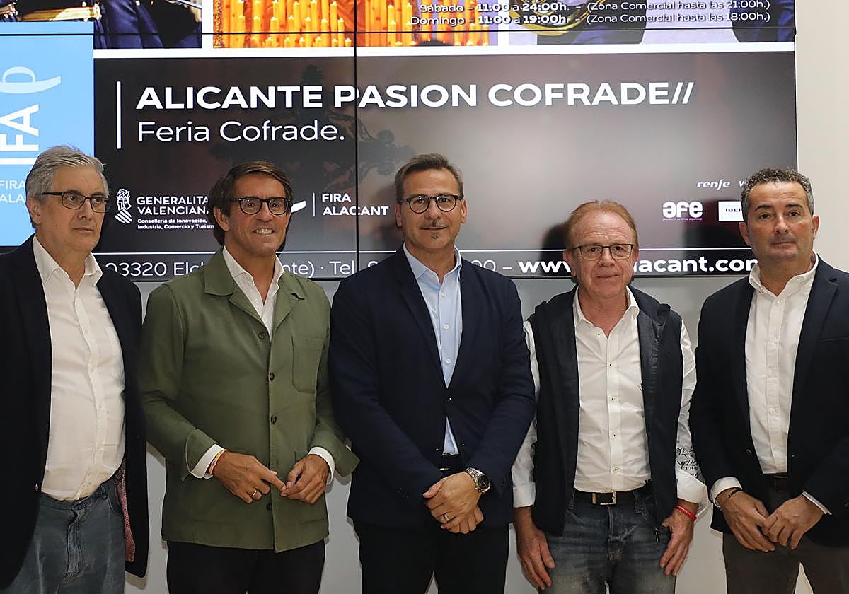 Presentation of the 'Alicante Passion Cofrade' fair at the Alicante Provincial Council.