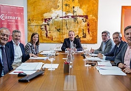 Reunión del jurado de los Premios Cámara 2024.