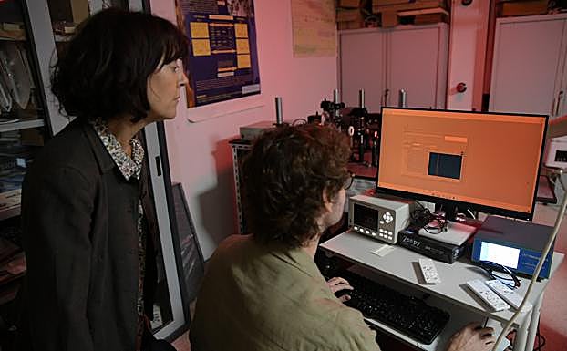 Staff in the Department of Optics, Pharmacology, and Anatomy at UA.