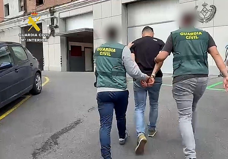Detención de la Guardia Civil.