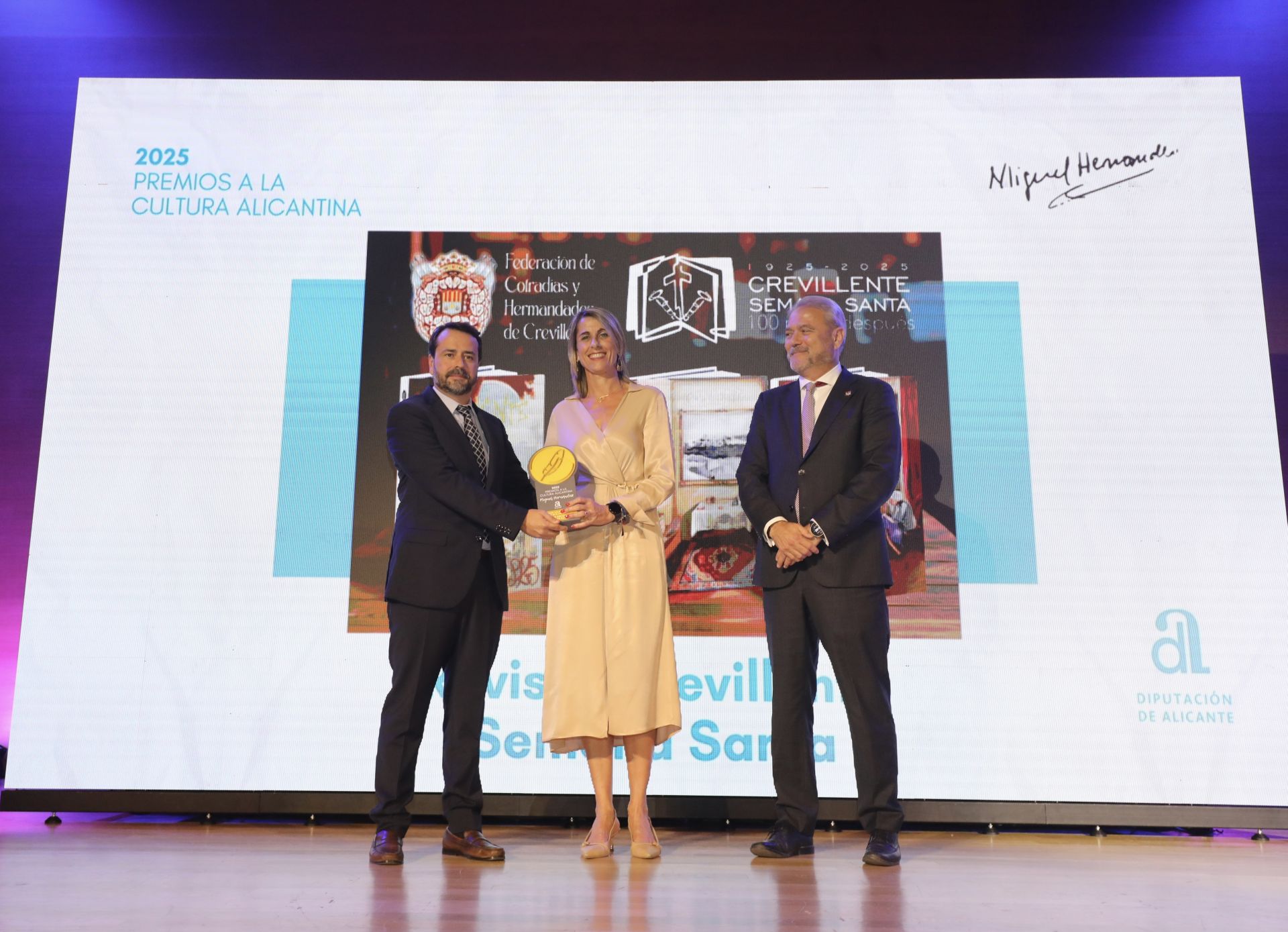 La Diputación reconoce el talento cultural alicantino en los Premios Miguel Hernández