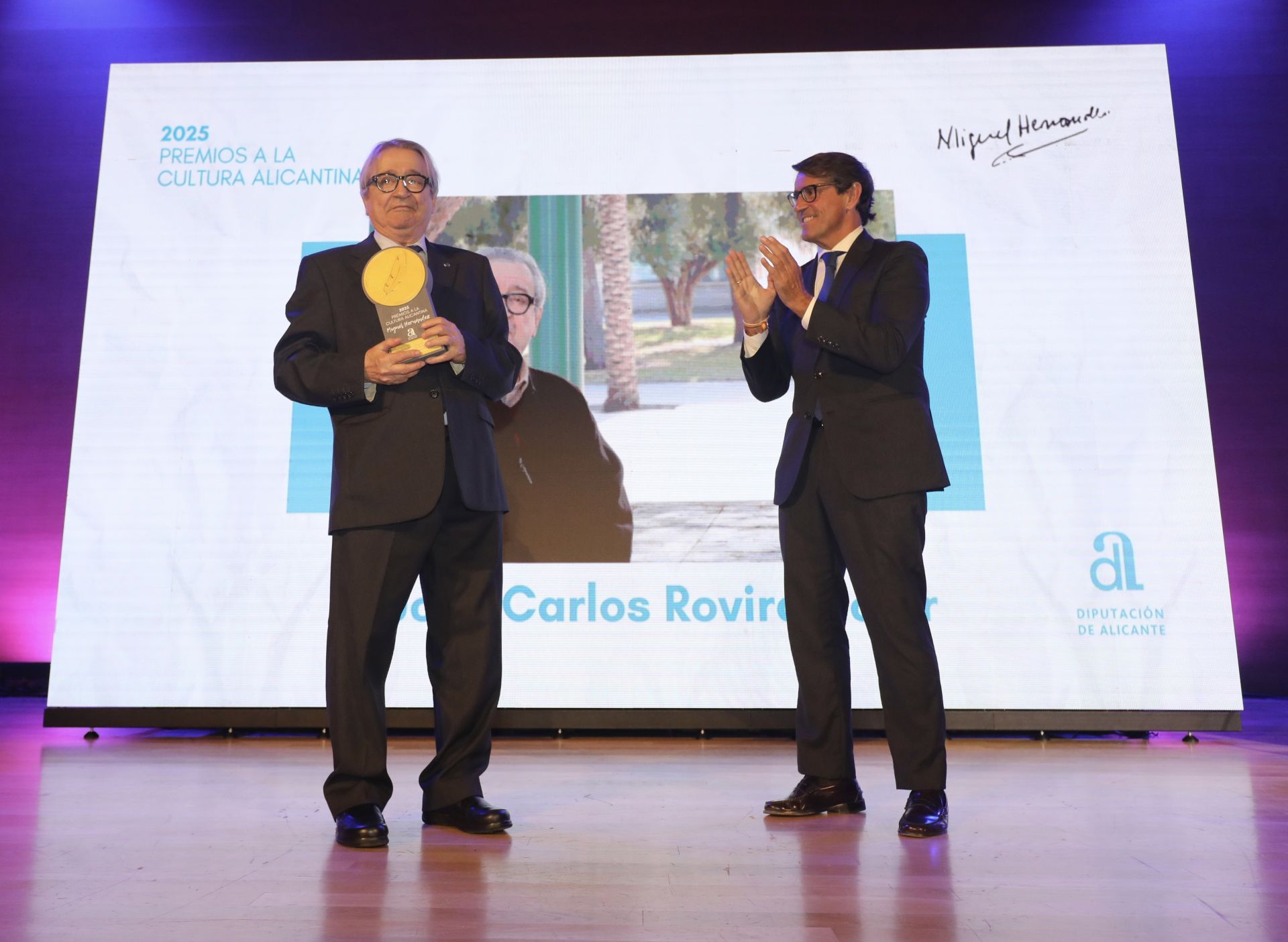 La Diputación reconoce el talento cultural alicantino en los Premios Miguel Hernández