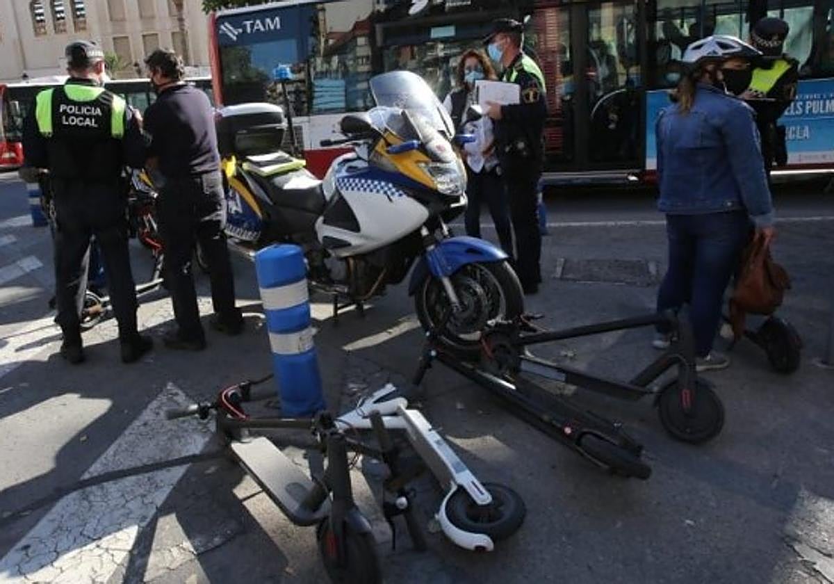 Campaña de control de patinetes en Alicante.
