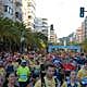 Imagen principal - La Carrera del Mediterráneo reúne a 5.000 atletas y abre el mes del gran deporte en Alicante