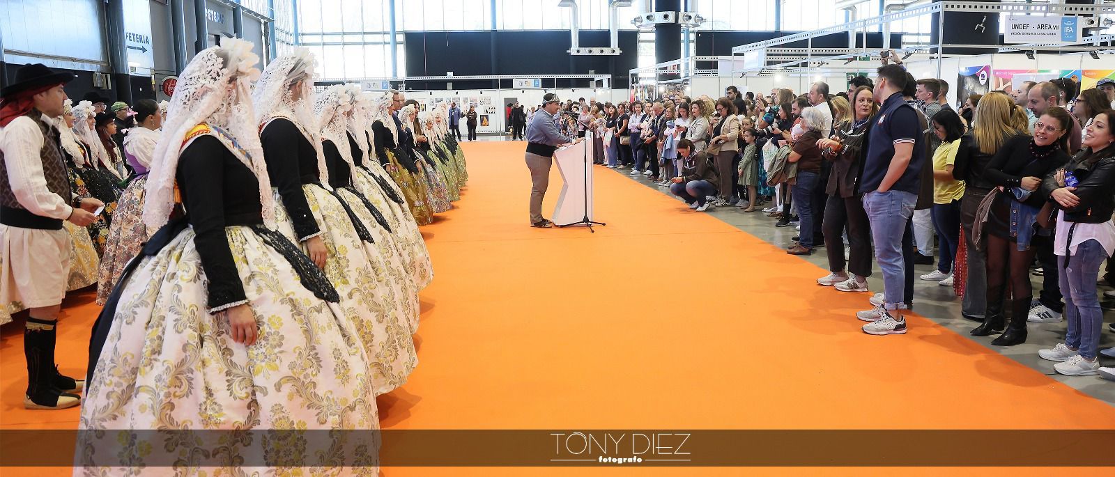 Las Hogueras toman IFA