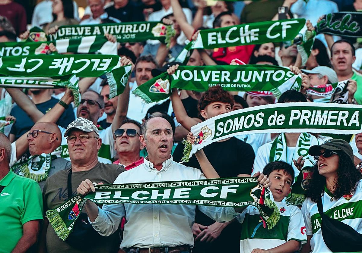 Great anticipation for the Elche–Real Madrid match, with virtual queues and high demand on the first day of ticket sales.