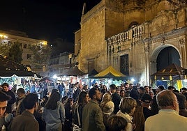 El correfoc 'Nit Màgica' de Xarxa Teatre iluminó Elche en una clausura llena de fuego, música y emoción.