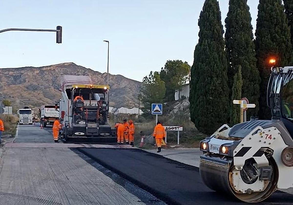 Obras carretera de Tibi.