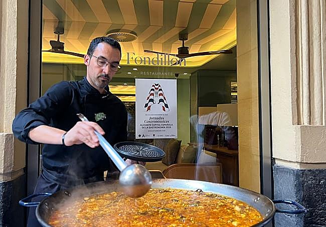 Preparación de arroz en Alicante.