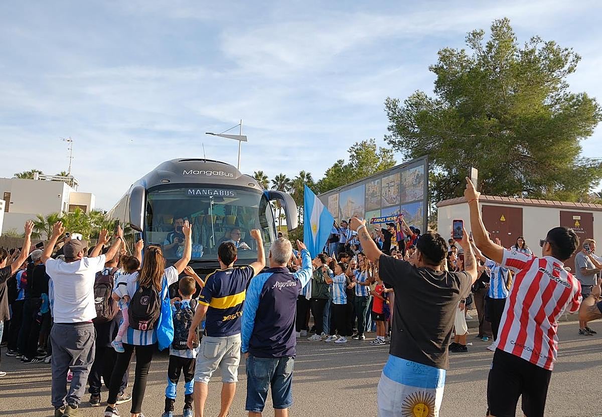 Fiebre albiceleste en Algorfa: Messi y la Selección argentina desatan la locura