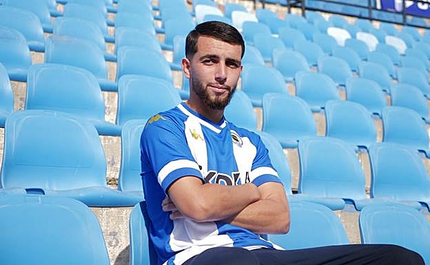 Mehdi Puch in the stands of the Hercules stadium.