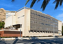Edificio de la Biblioteca Pública Azorín.