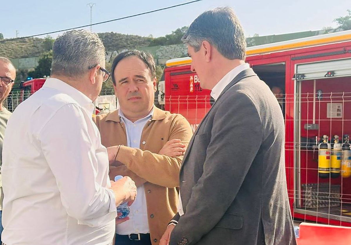 Pérez Llorca junto a Toni Pérez y Marcos Zaragoza