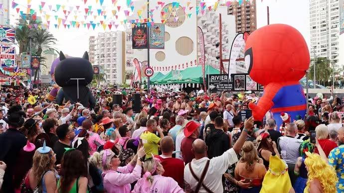 Fancy Dress Party en Benidorm.