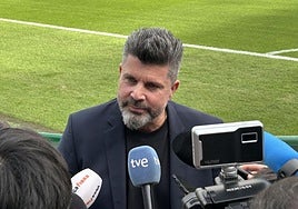 Christian Bragarnik, durante el entrenamiento abierto de la selección argentina en el Martínez Valero.
