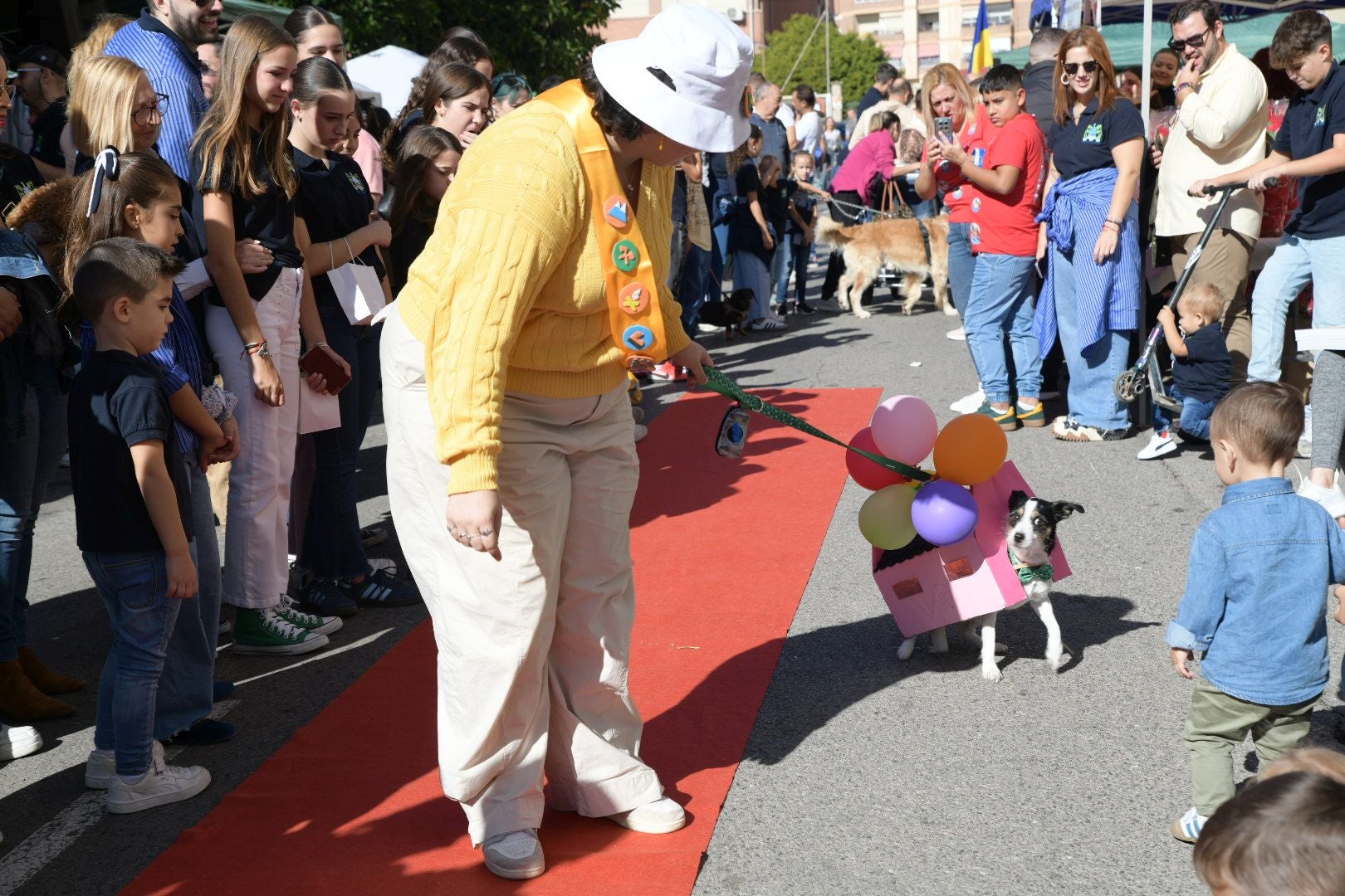 La Navidad se adelanta en Alicante en forma de mercadillo solidario