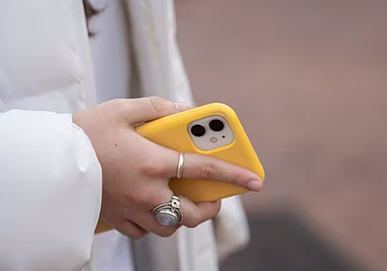 El contacto de los menores con Internet se produce a edades cada vez más tempranas.