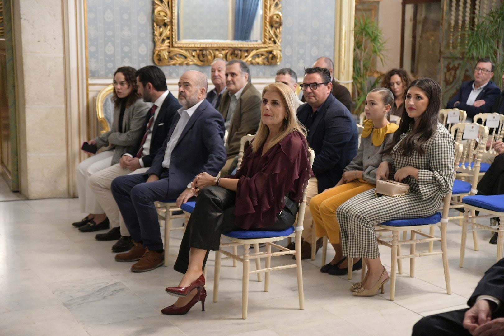 Los nominados a los premios &#039;Festers d&#039;Alacant&#039; recogen sus estatuillas