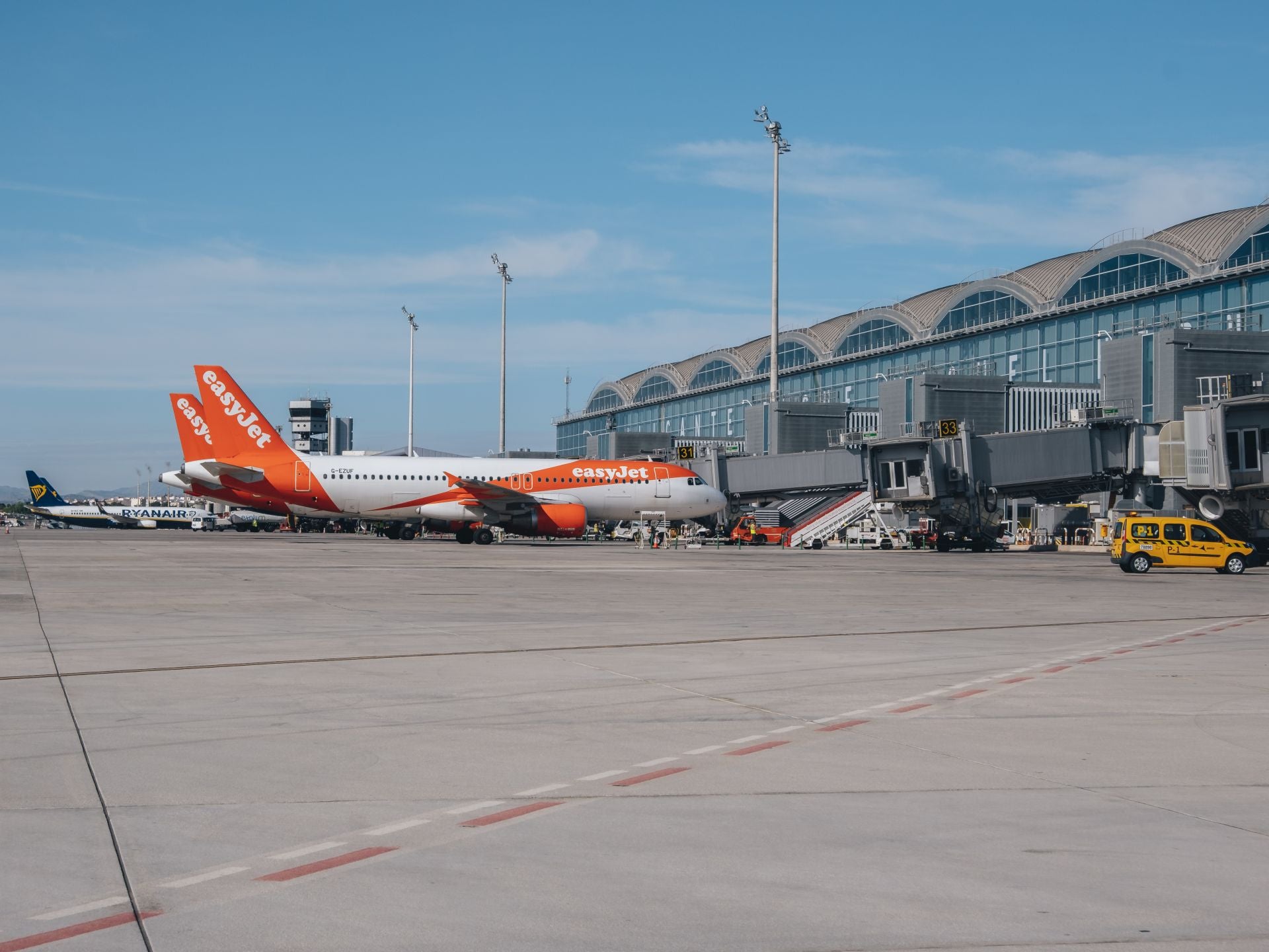 EasyJet planes at Alicante-Elche Airport.