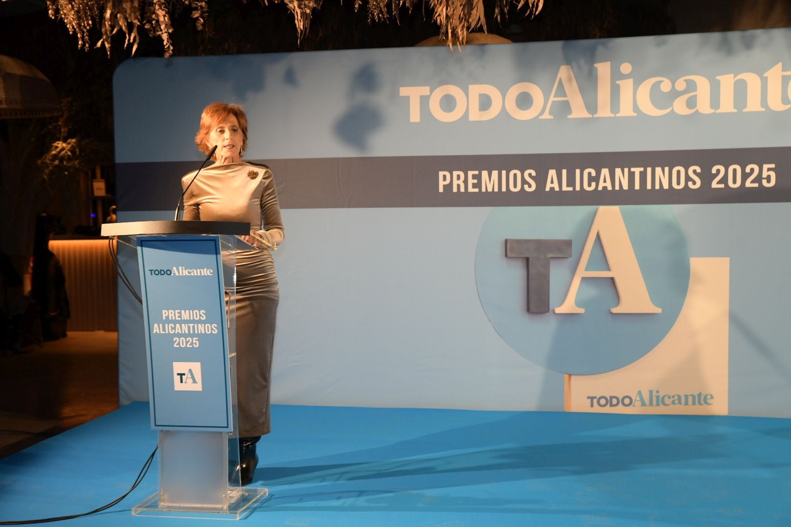 Alicante brilla: así ha sido la gran noche de los Premios Alicantinos