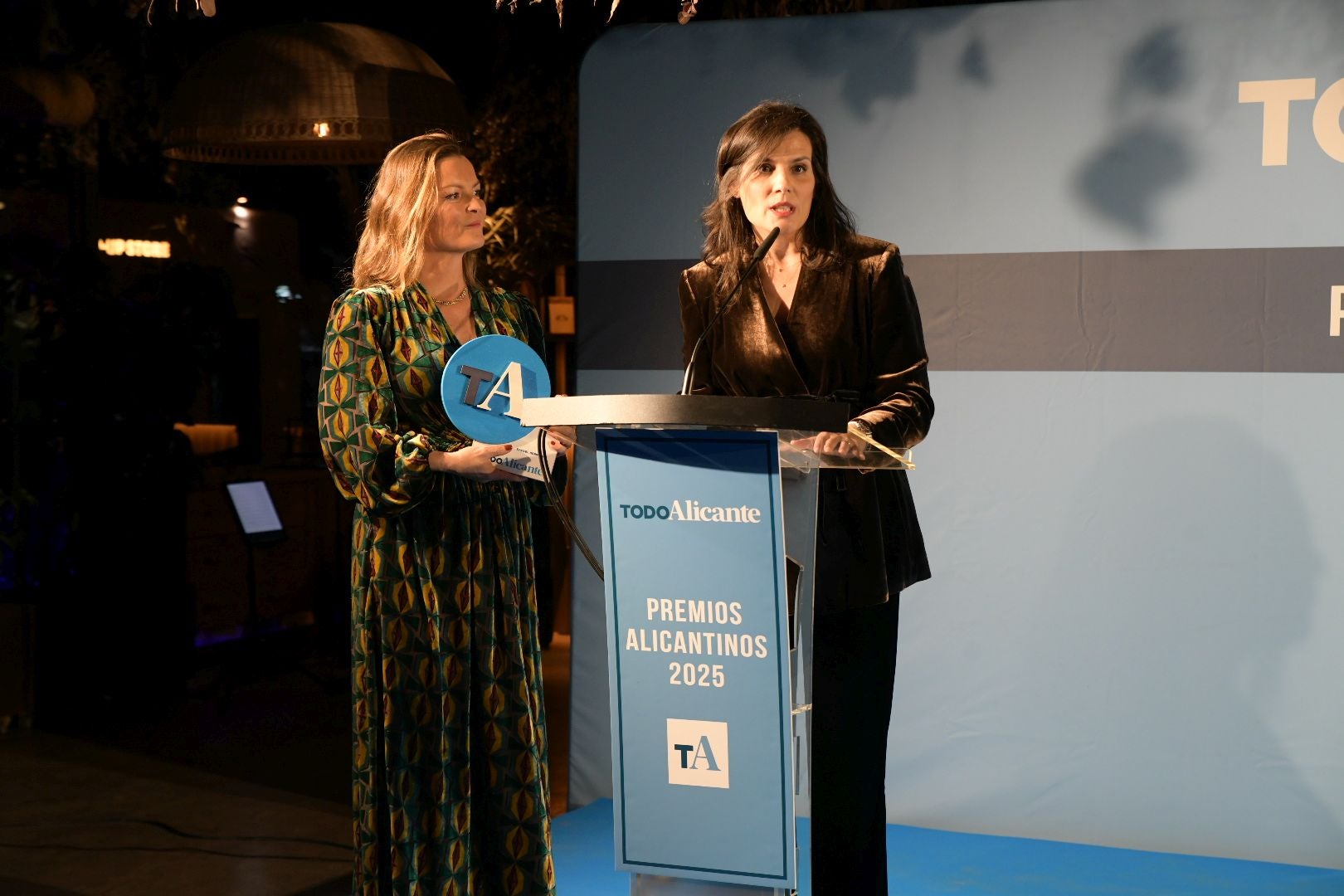 Alicante brilla: así ha sido la gran noche de los Premios Alicantinos