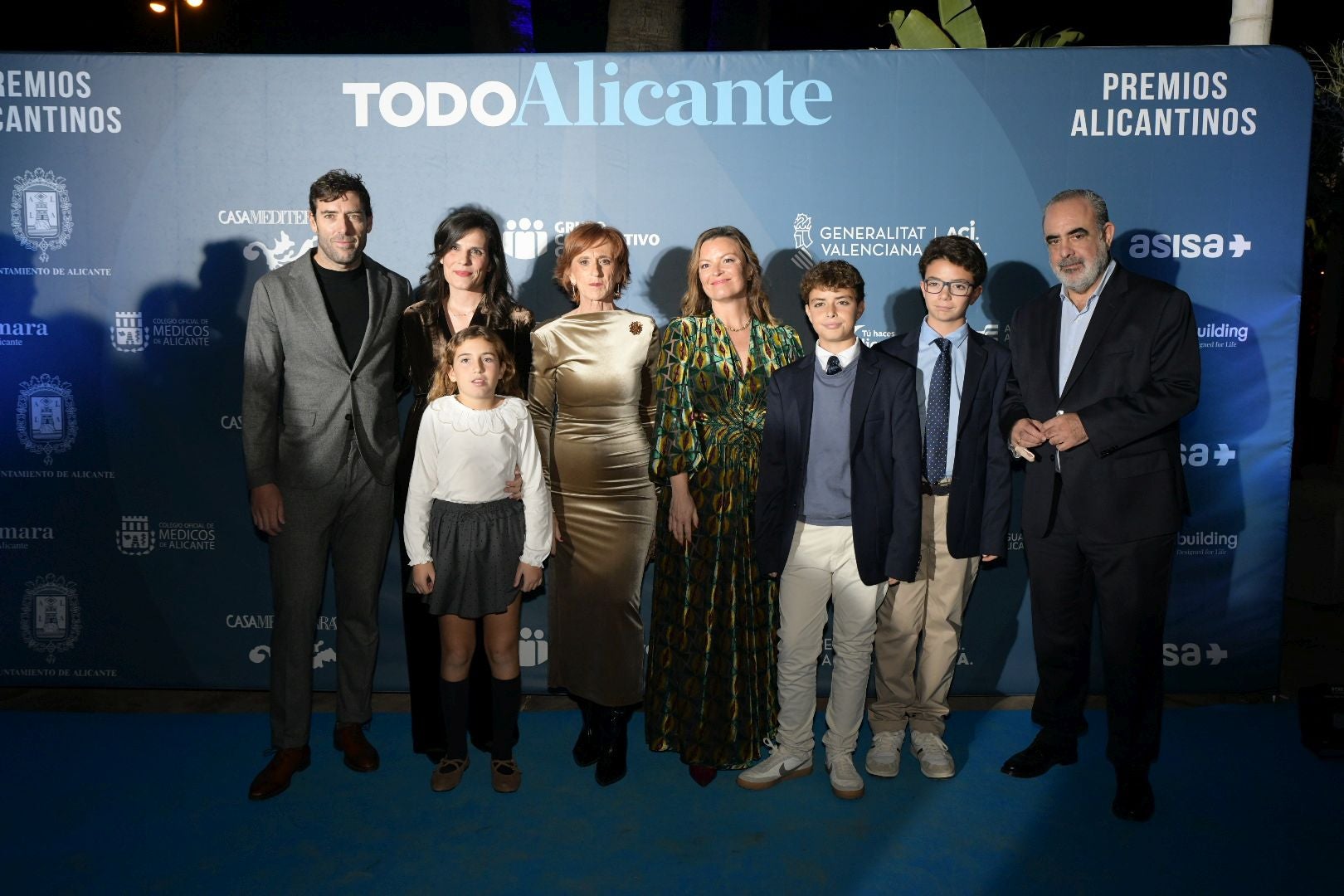 Búscate en el photocall de los Premios Alicantinos