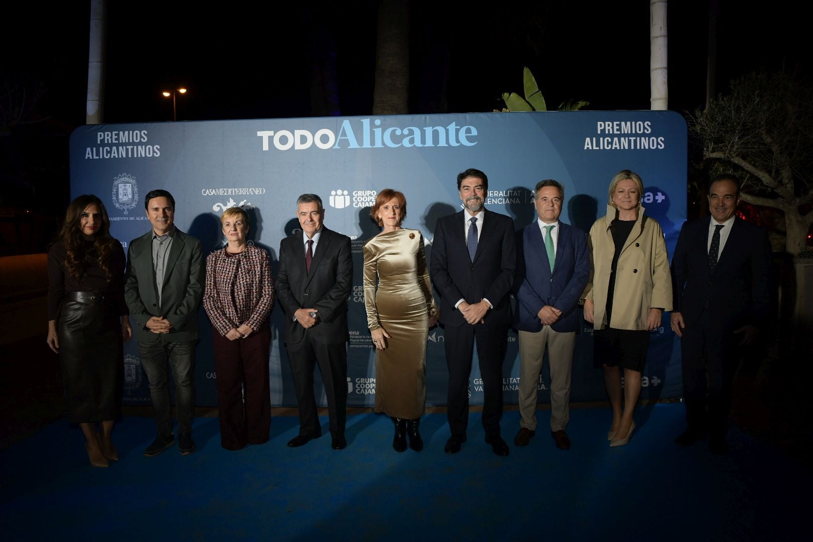 Búscate en el photocall de los Premios Alicantinos