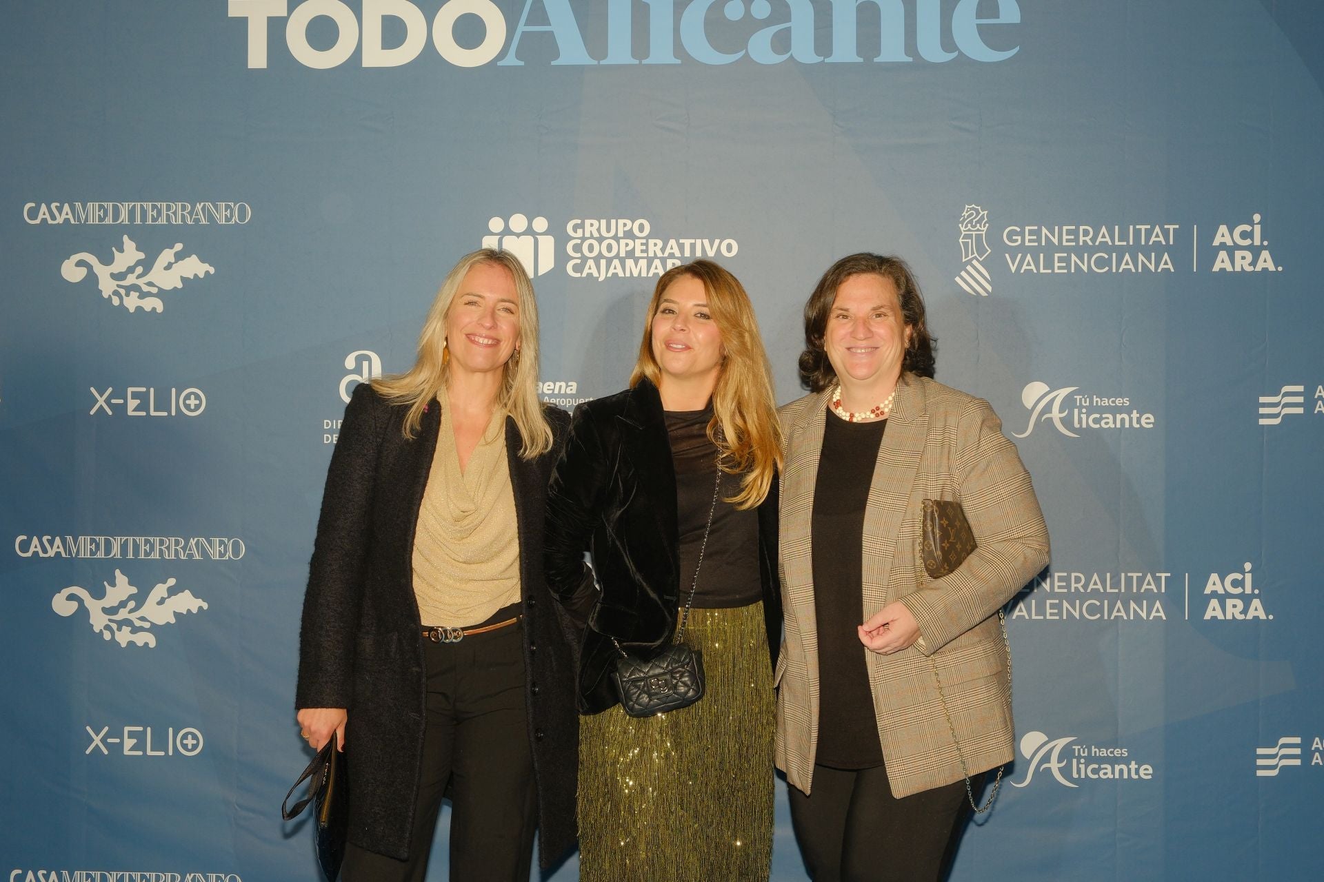 Búscate en el photocall de los Premios Alicantinos