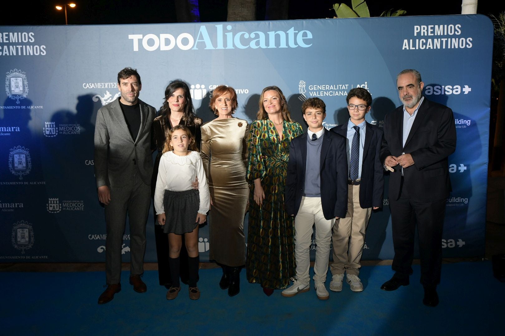 Búscate en el photocall de los Premios Alicantinos