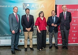 Luis Barcala y Carlos Baño en un acto en junio de 2025.