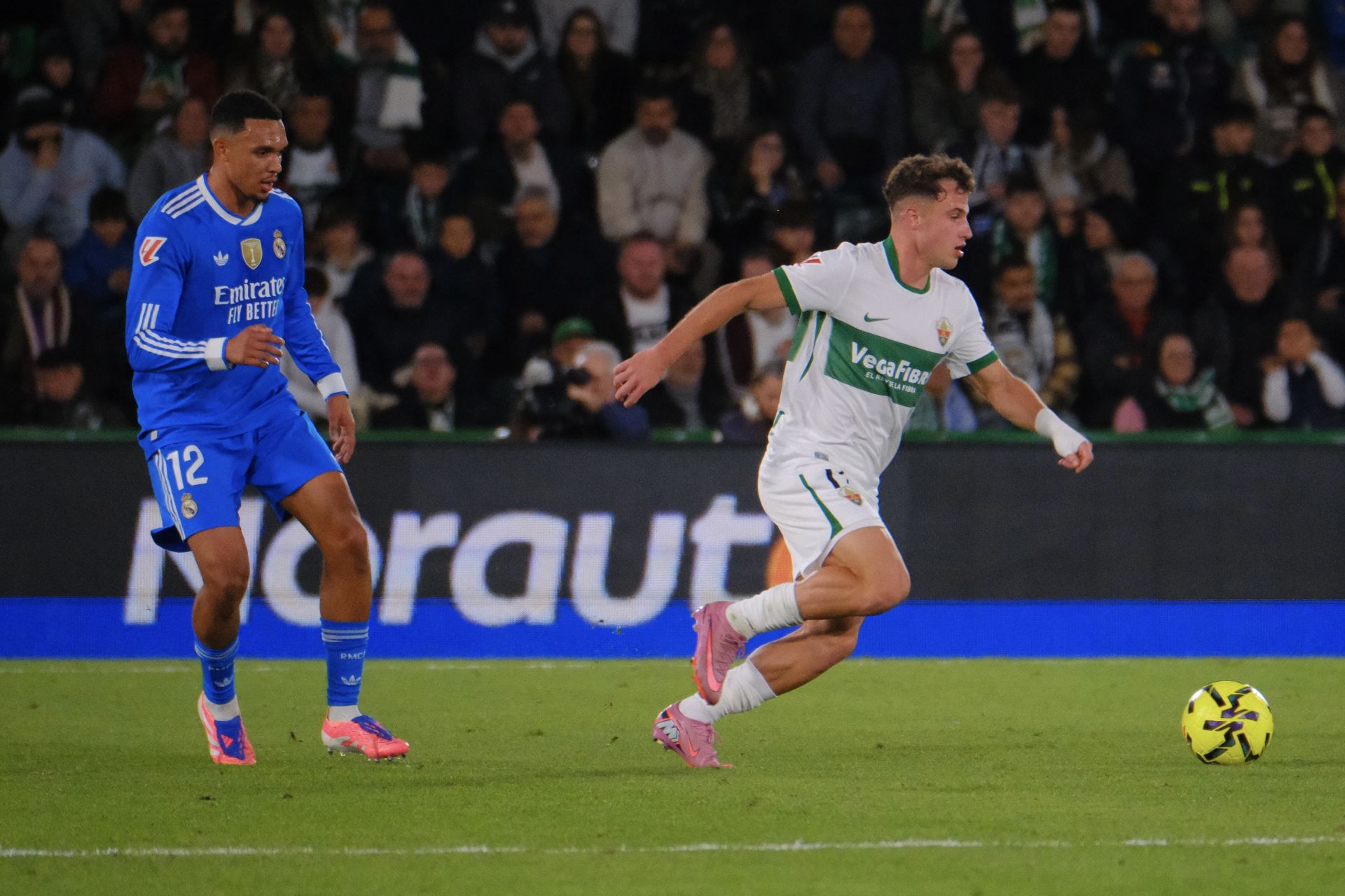 Las mejores imágenes del Elche CF-Real Madrid en el Martínez Valero