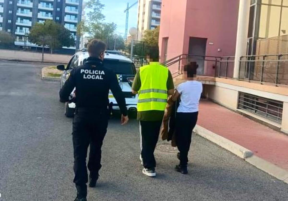 Arrest of the driver in El Campello.