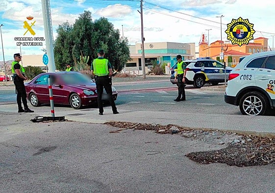 Operativo conjunto entre la Guardia Civil y la Policía Local de Albatera.