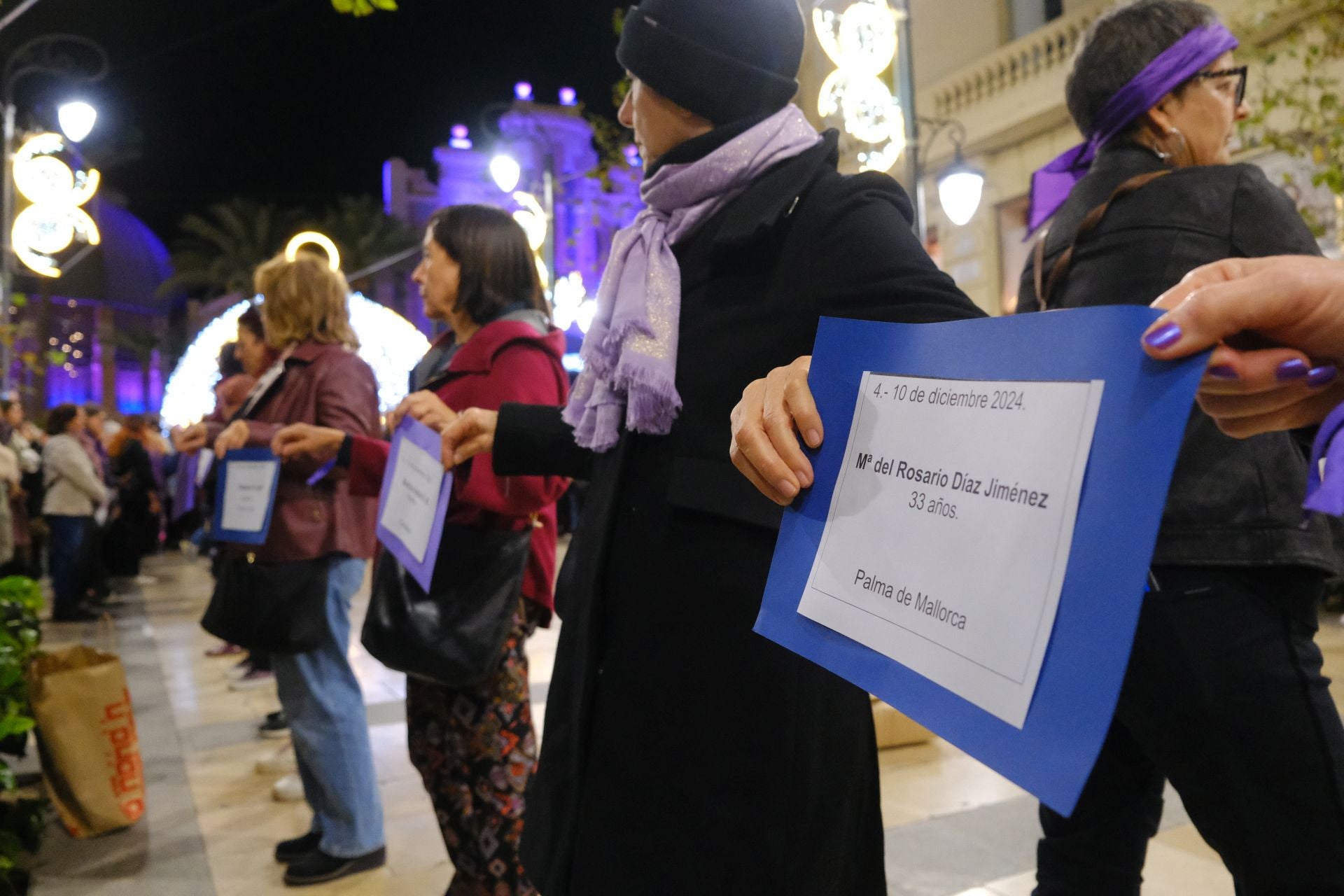 Alicante levanta la voz contra la violencia de género el 25N