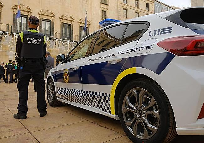 Nuevos vehículos de la Policía Local de Alicante.