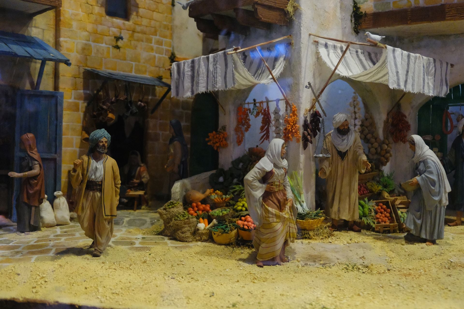 Villancicos, luz y tradición en la inauguración del Belén Social en Alicante