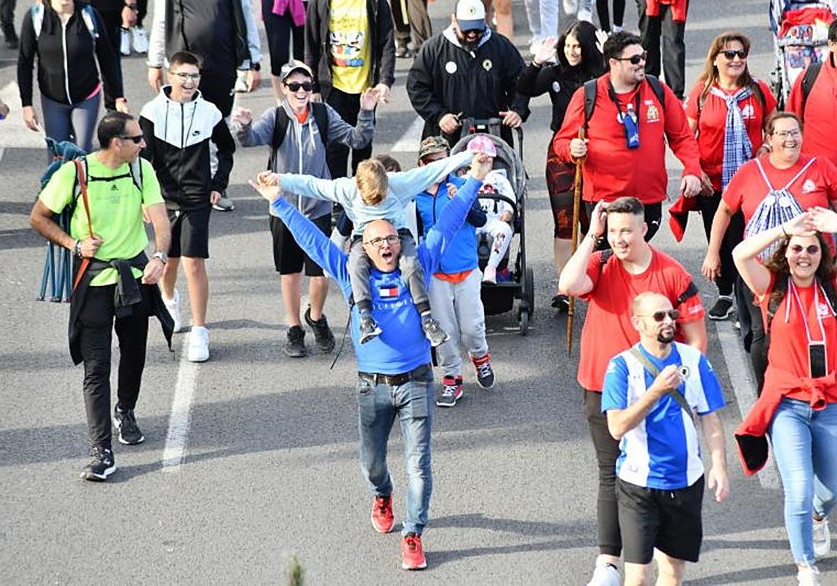 Pilgrims to the Santa Faz, which in 2026 will fall on April 16 and will be a holiday.