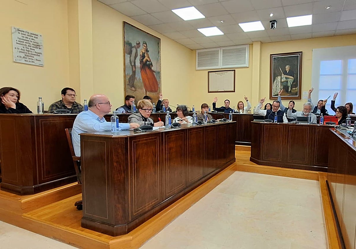 Image of the municipal budget vote in La Vila Joiosa