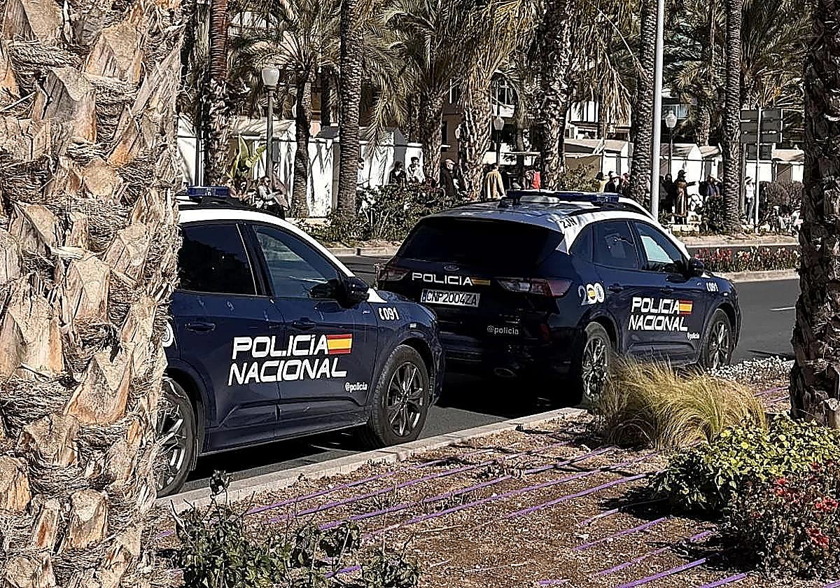 File image of two National Police patrols in Alicante.