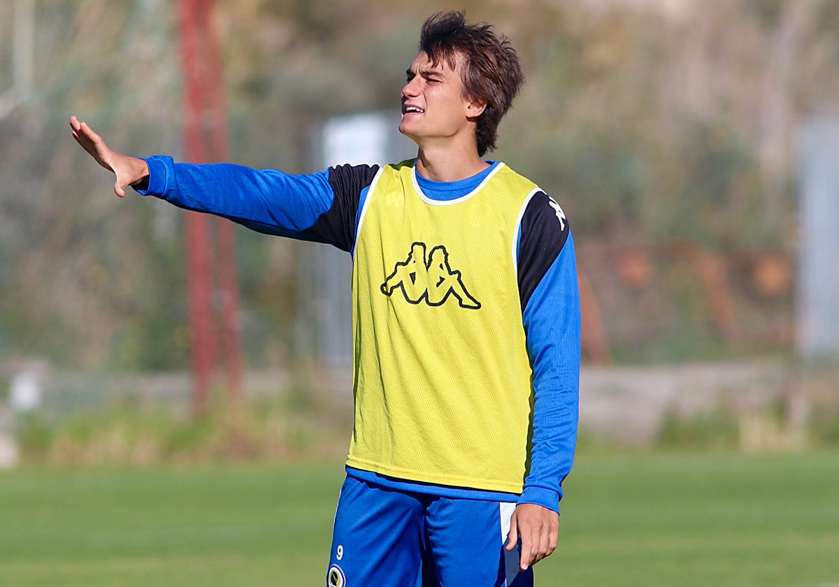 Slavy, durante un entrenamiento de esta semana en Fontcalent.