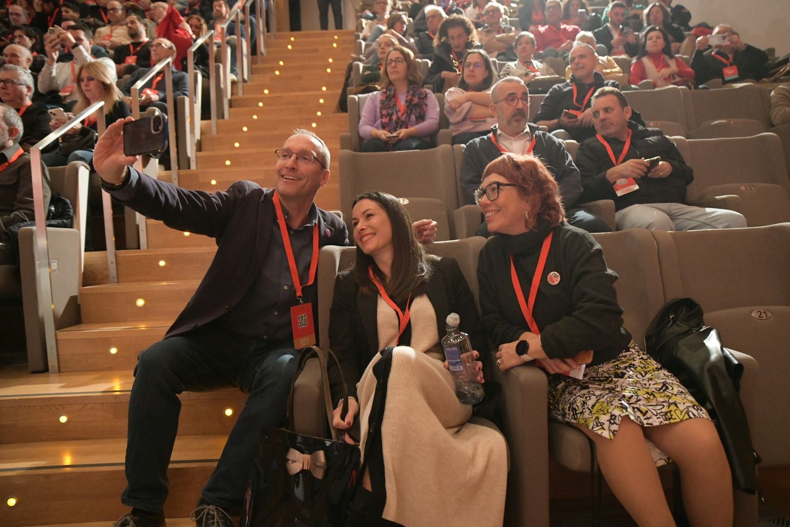 Morant llama a construir «la alternativa socialdemócrata barrio a barrio» frente a la derecha valenciana