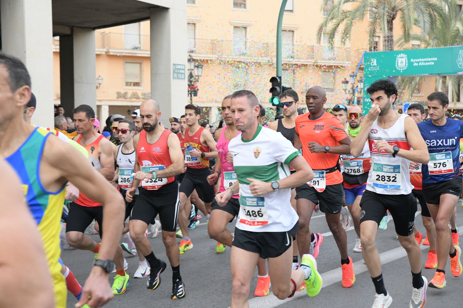 El éxito de la primera maratón Elche y Alicante augura futuras ediciones