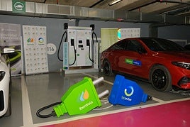 El nuevo hub de recarga eléctrica instalado en el parking subterráneo de la avenida de la Estación.