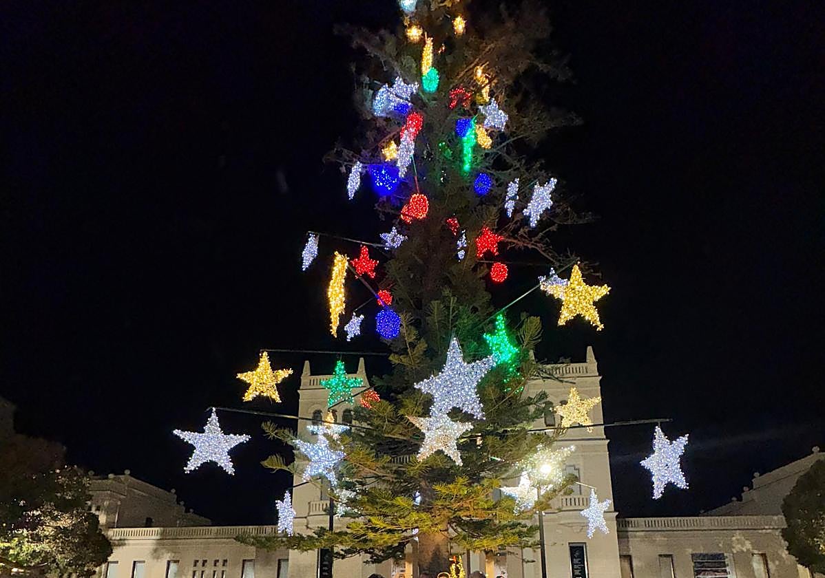 Encendido del árbol del MARQ.