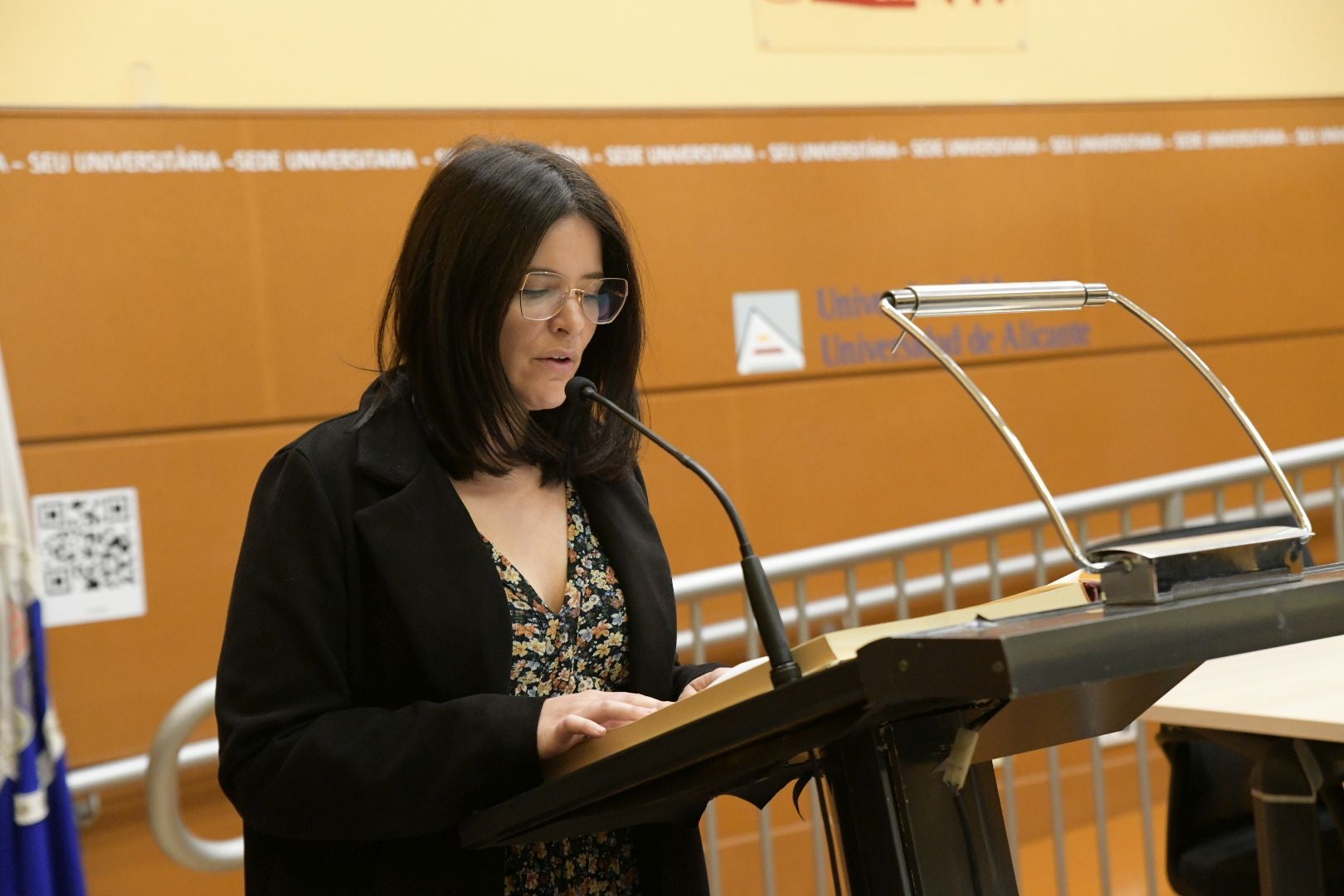 Alicante celebra el Día de la Constitución con una masiva lectura pública en la Sede Universitaria