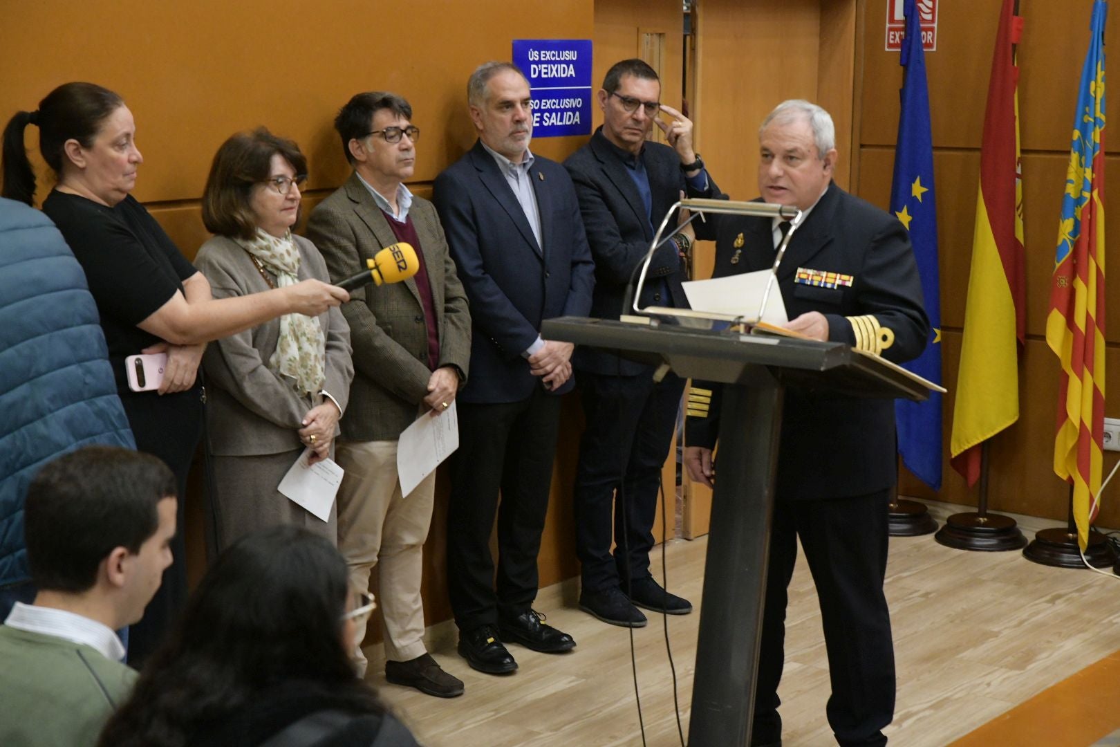 Alicante celebra el Día de la Constitución con una masiva lectura pública en la Sede Universitaria