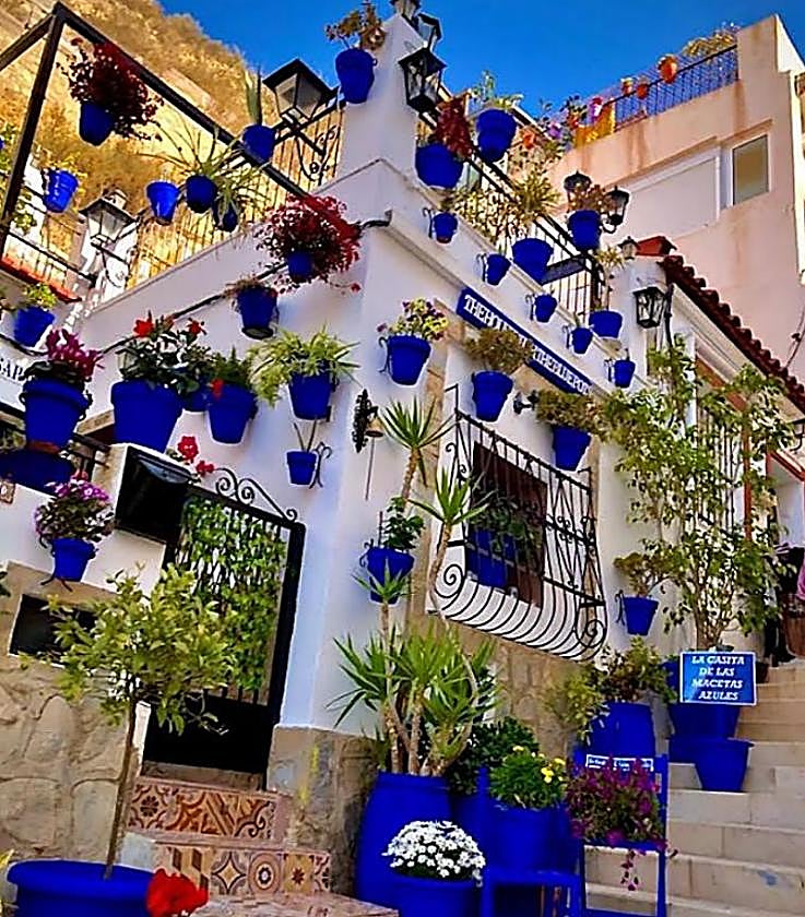 Alicante en un día: patrimonio, arte, playa y buena comida en la Capital Española de la Gastronomía 2025