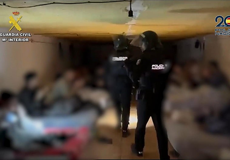 Imágenes del operativo policial que ha desmantelado el entramado.