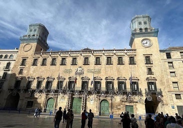 La edil de Hacienda aclara que Alicante solo podrá usar 5,6 millones del superávit de 2024, no los 155 millones de remanentes